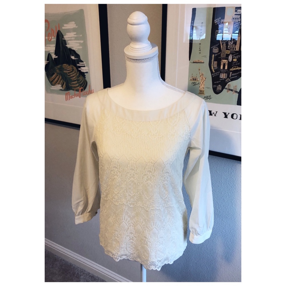 ✨ Gorgeous Lace Blouse ✨